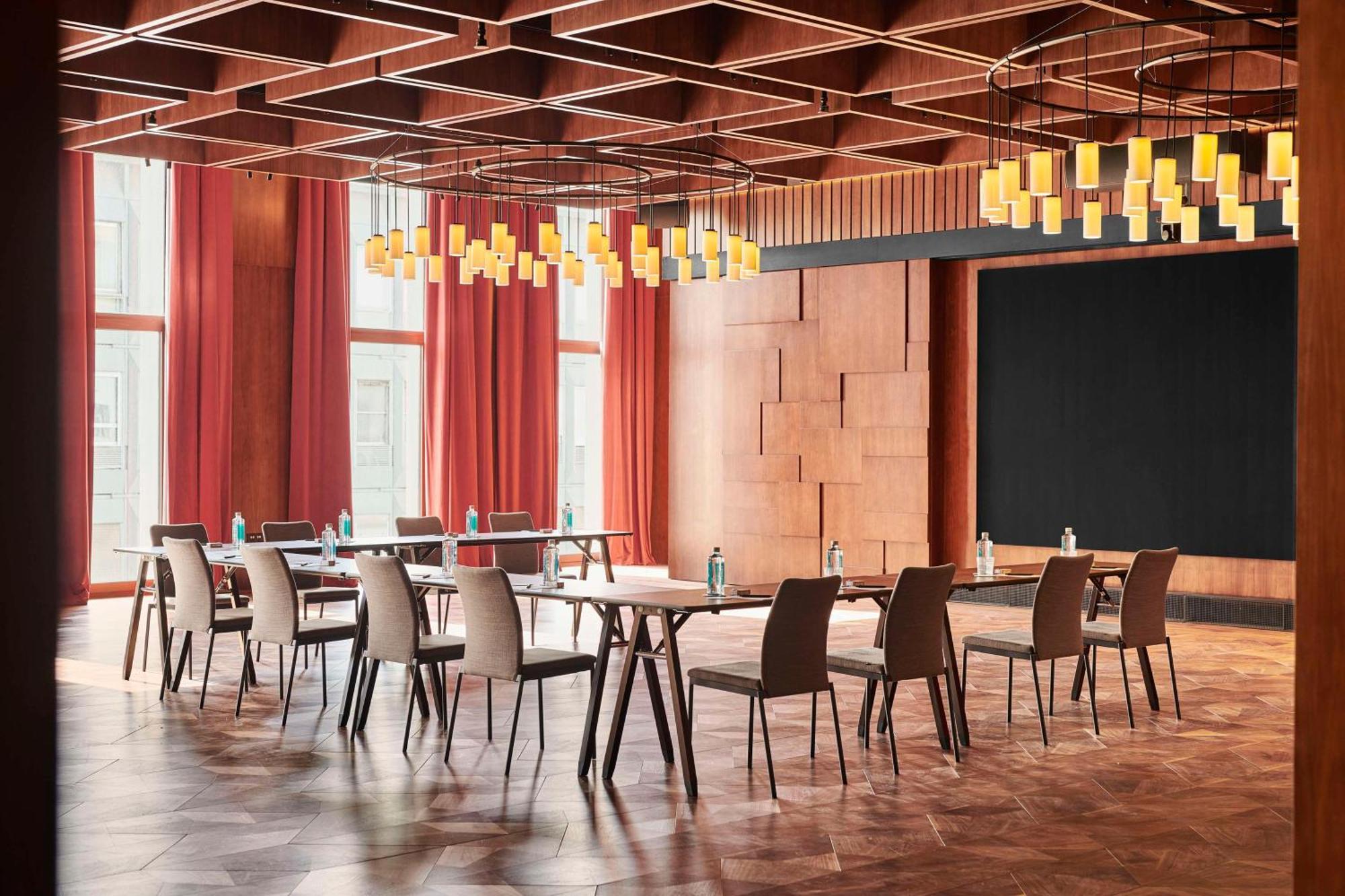Thompson Madrid, By Hyatt Hotel Eksteriør billede